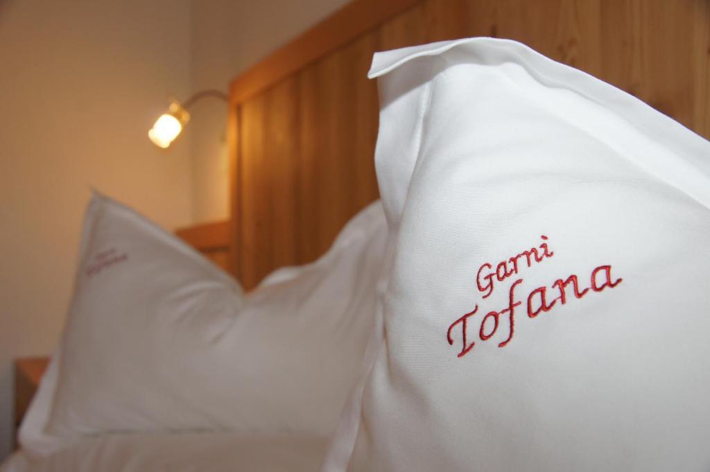 Garni Tofana Hotel Корвара ин Бадия Стая снимка