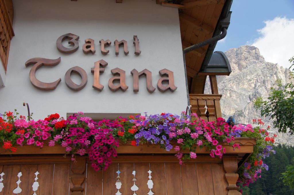 Garni Tofana Hotel Корвара ин Бадия Екстериор снимка
