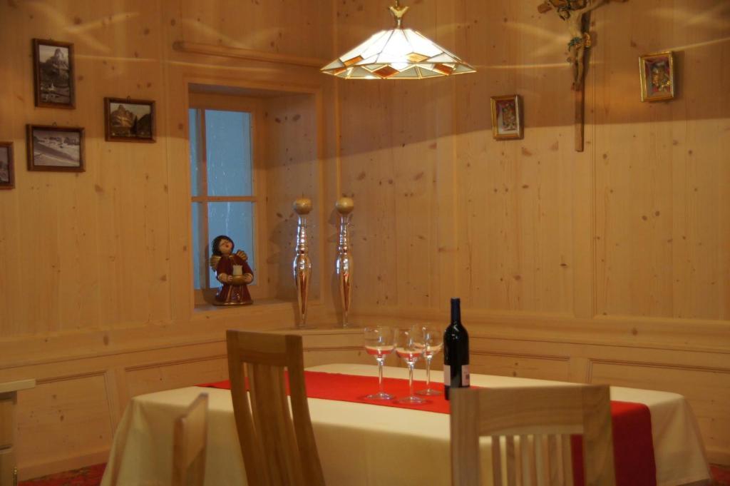 Garni Tofana Hotel Корвара ин Бадия Екстериор снимка