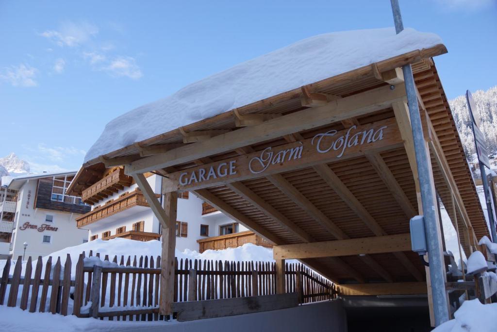 Garni Tofana Hotel Корвара ин Бадия Екстериор снимка