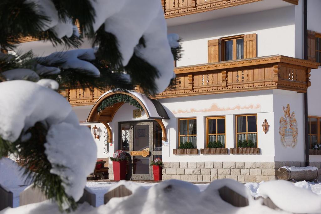 Garni Tofana Hotel Корвара ин Бадия Екстериор снимка