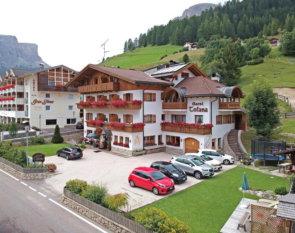 Garni Tofana Hotel Корвара ин Бадия Екстериор снимка